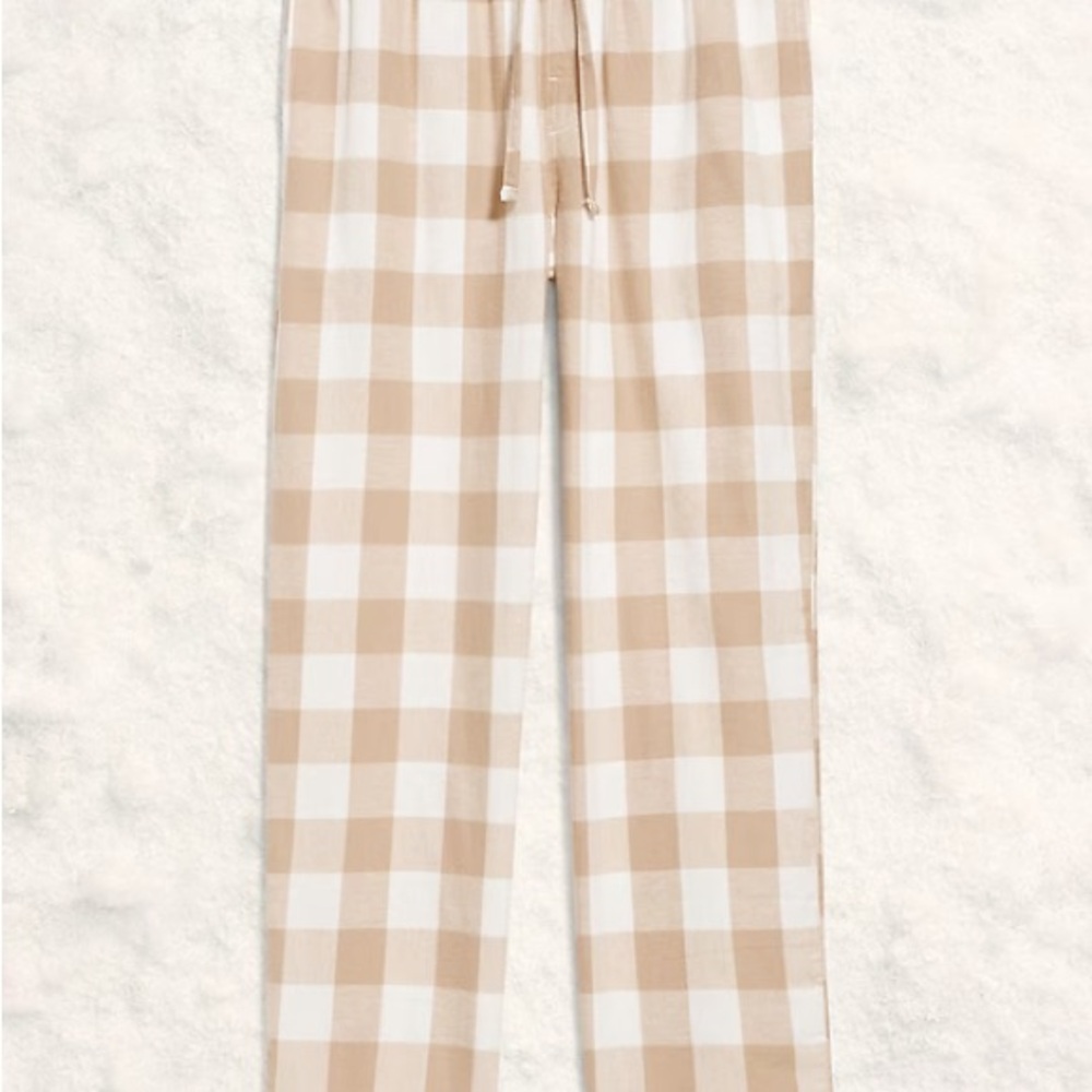 Old Navy Plaid Lounge Pants in Tan and White